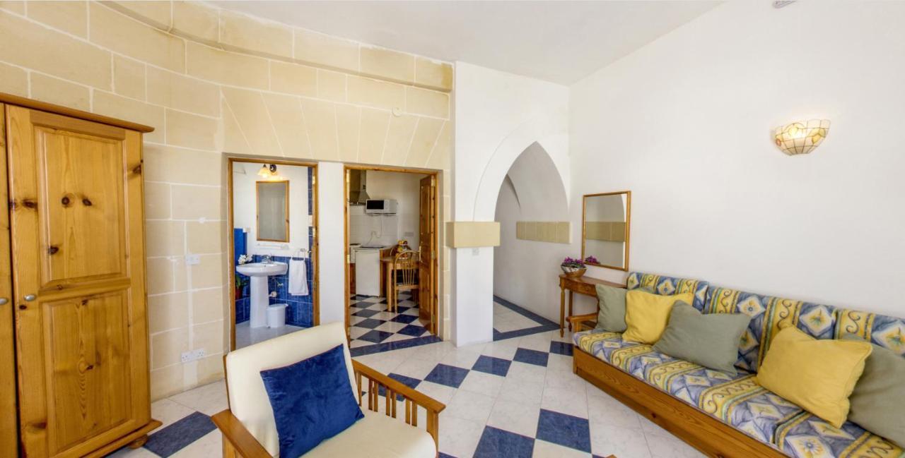 קסלנדי Villa Xemxija מראה חיצוני תמונה