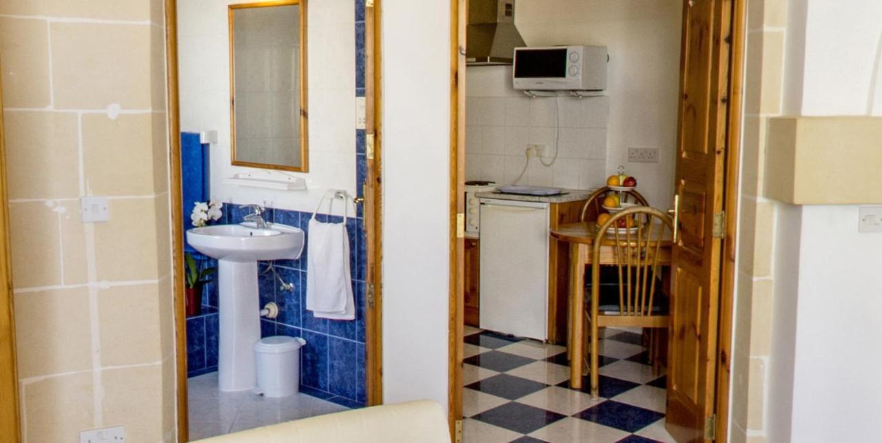 קסלנדי Villa Xemxija מראה חיצוני תמונה