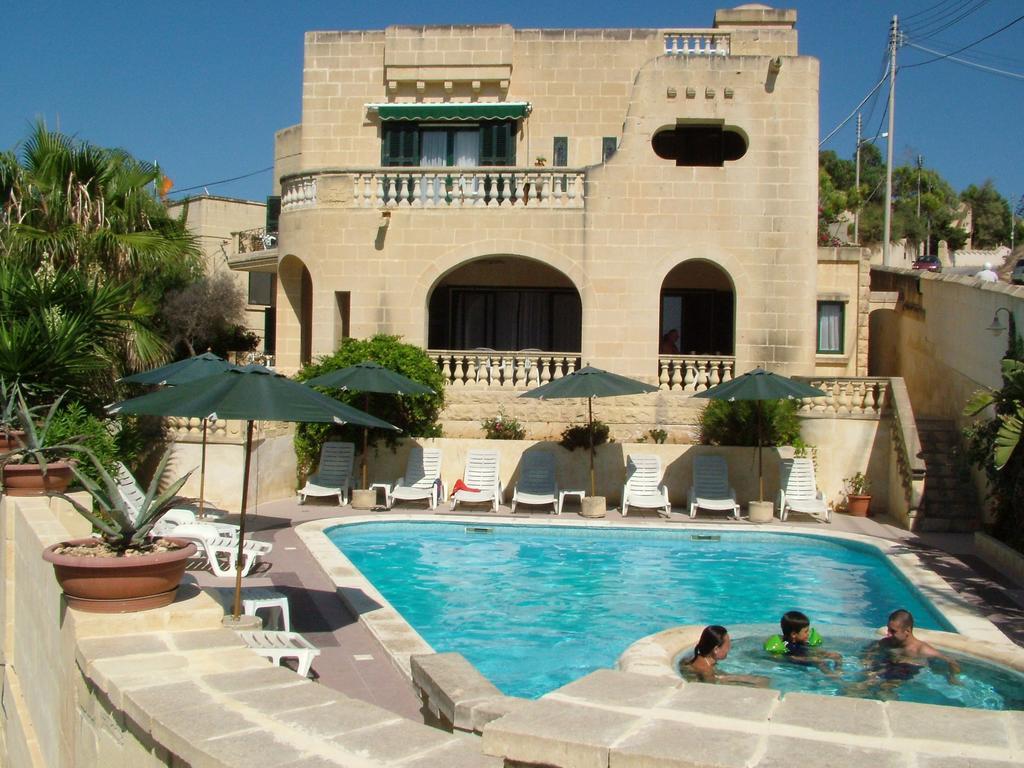 קסלנדי Villa Xemxija מראה חיצוני תמונה